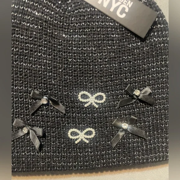Madden NYY Black Knit Beanie with Bow Accents! NWT! - Picture 7 of 9